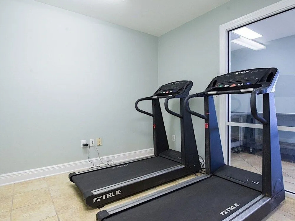 949 West Beach Condo - 2 Br condo by RedAwning