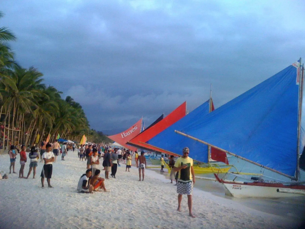 White House Beach Resort