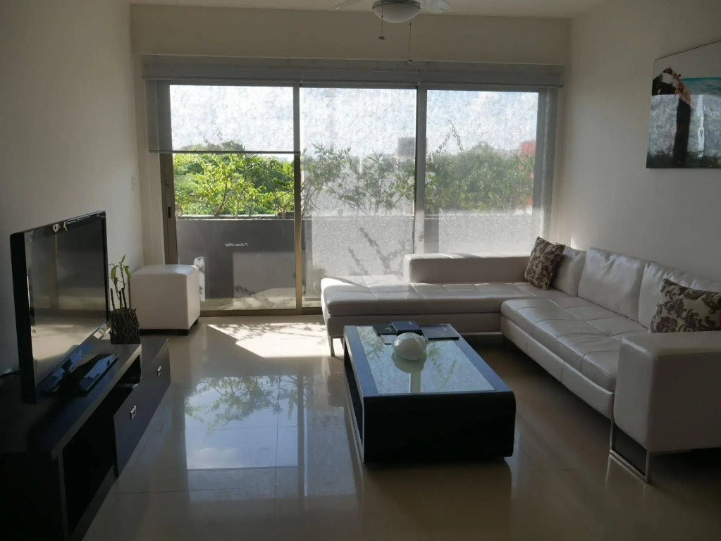 5th Avenue Room By BLVD