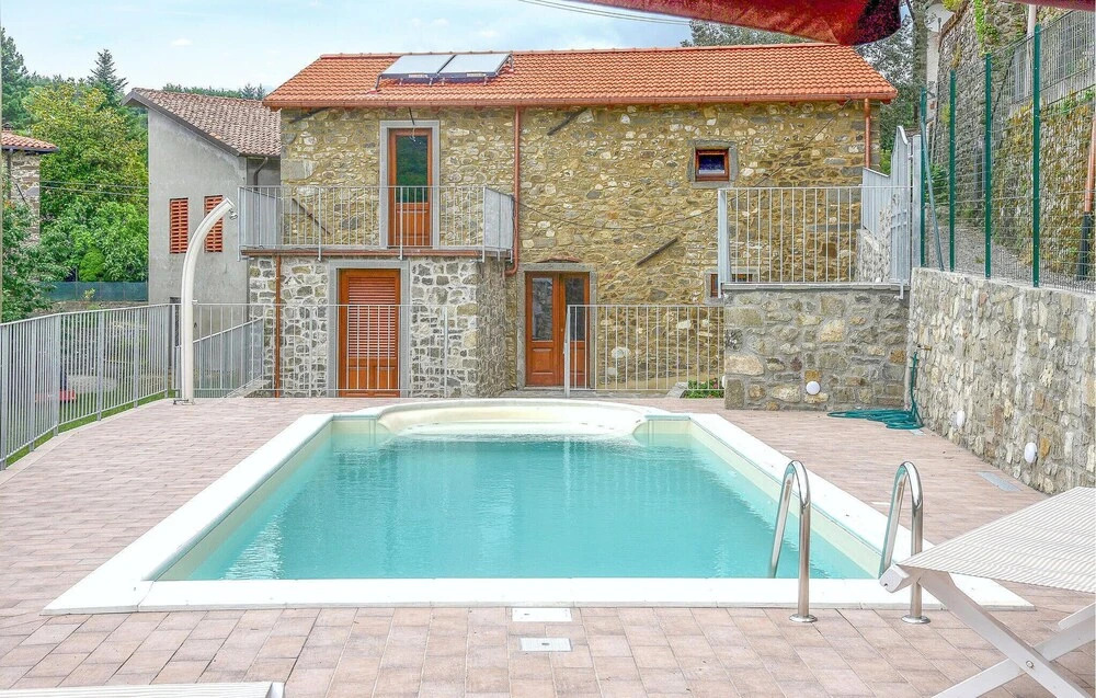 Cozy Home In Nicciano