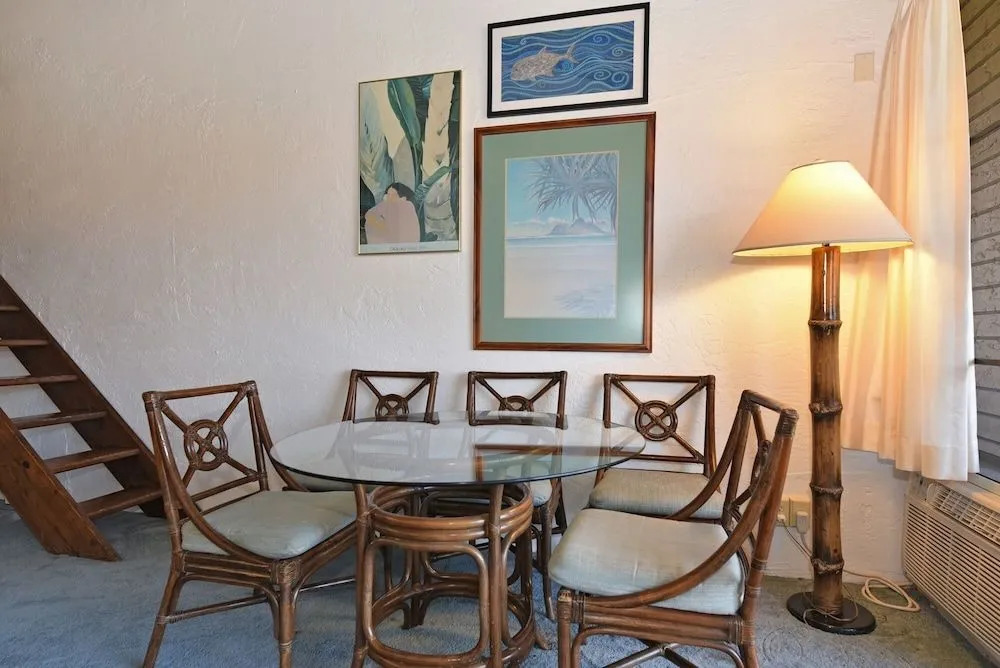 Papakea #d402 3 Bedroom Condo by RedAwning