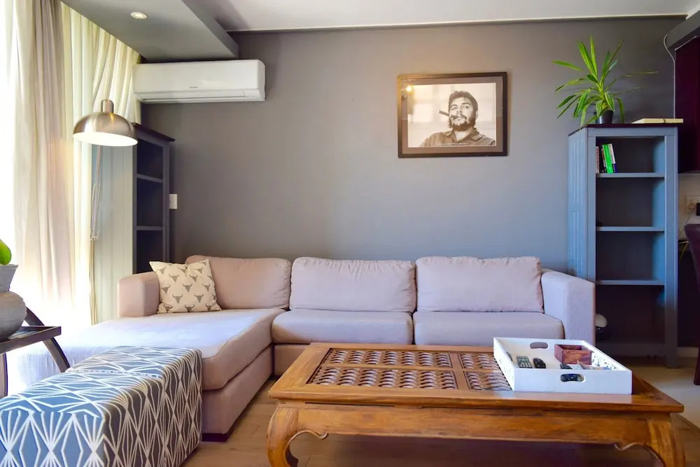 1 Bedroom Apartment in Green Point Cape Town