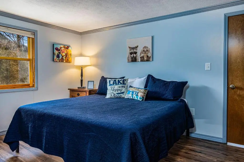 2 bdr Suite Right on Lake Tablerock Near Big Cedar Lodge Red Bud Cove