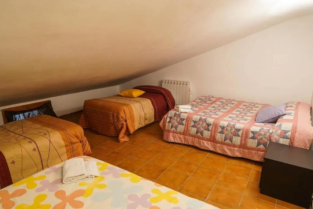 CASA MERCEDES-PUERTOMINGALVO