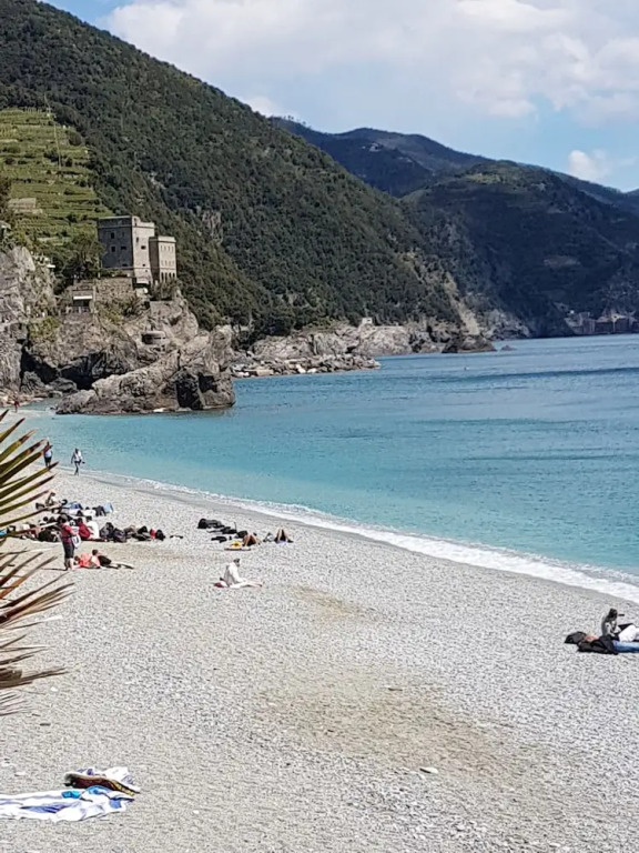 Monterosso Apartments
