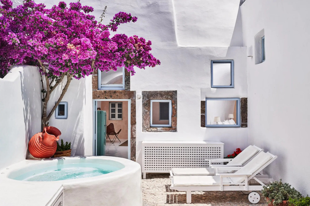 Villa Ivi Character Villa