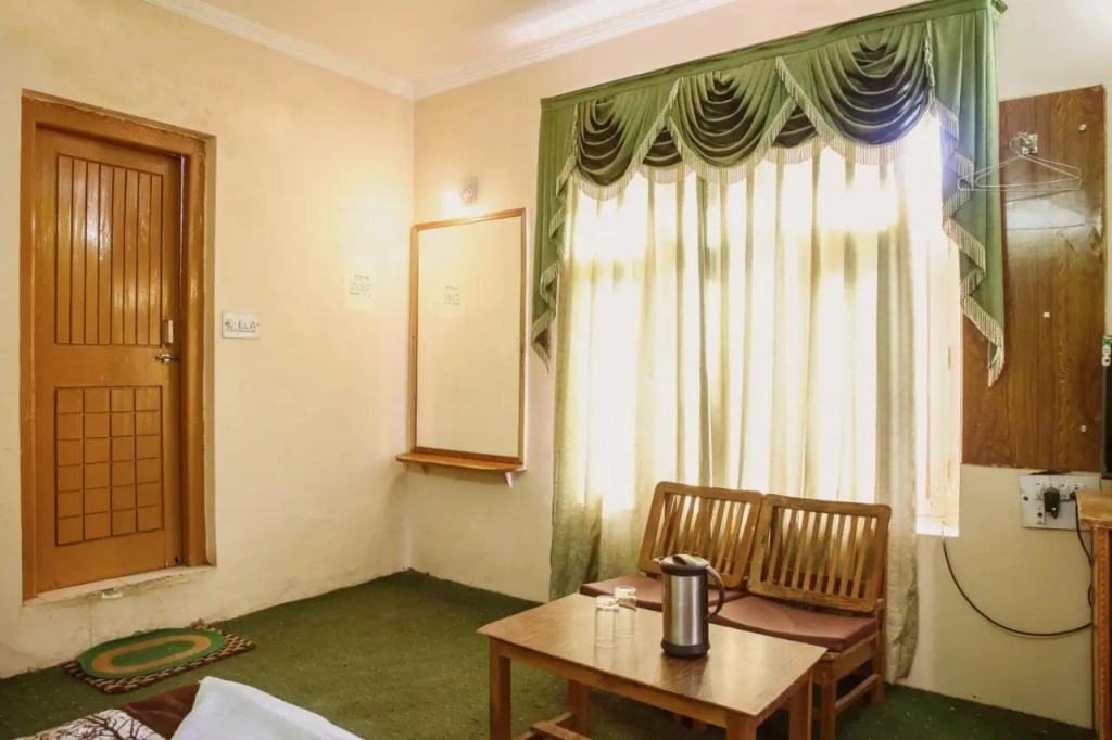 Hotel Century Gangri
