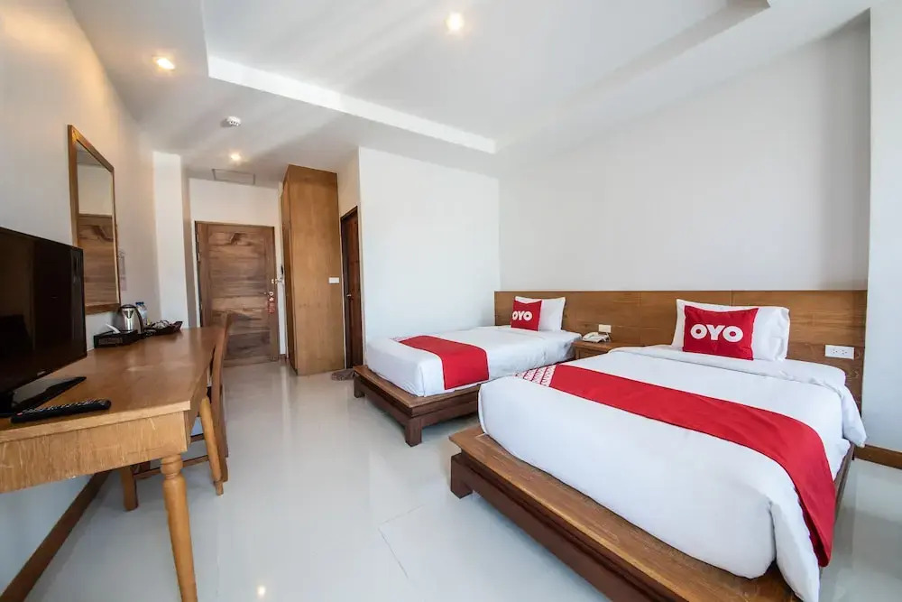 Golden Place Patong by OYO Rooms