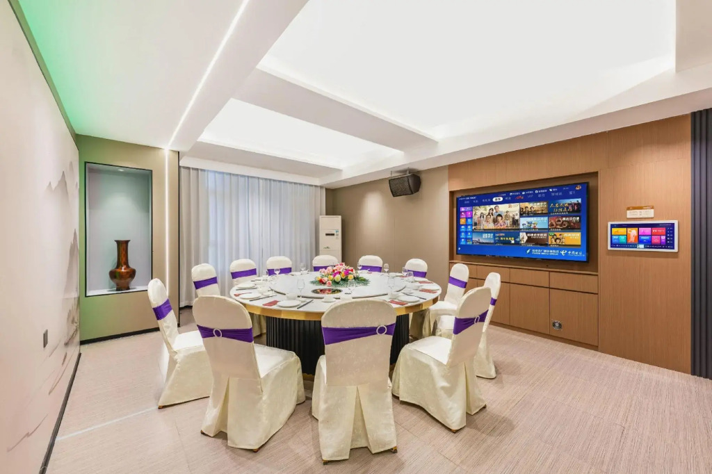 Yueman Xilou Hotel