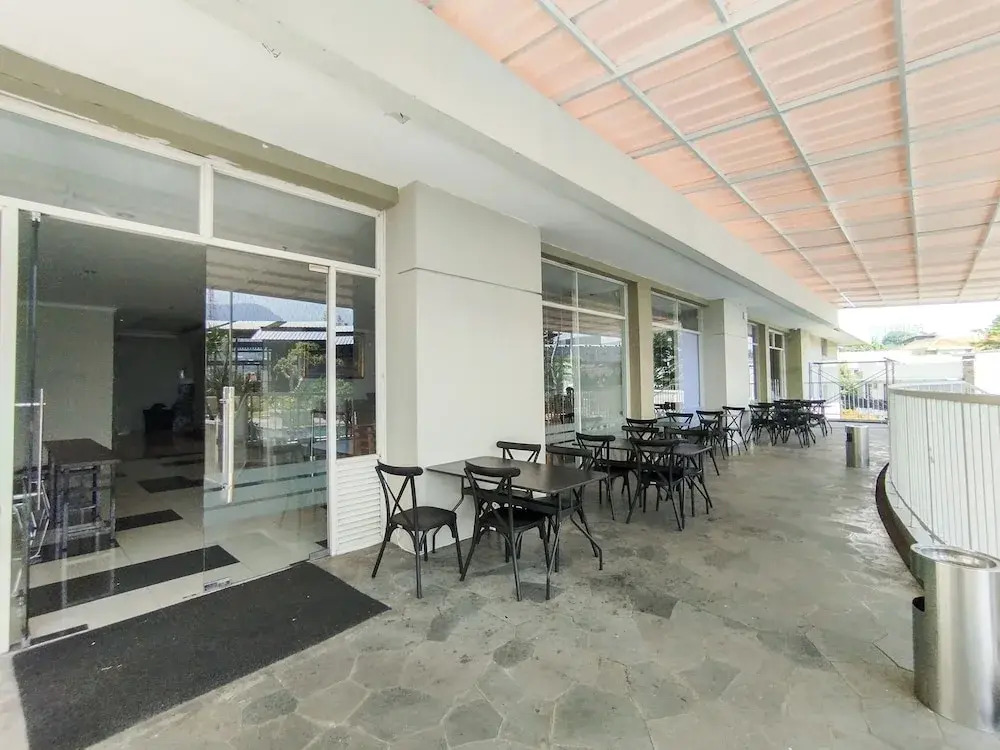 Simple Look 2Br Apartment Near Universities At Skyland City Jatinangor