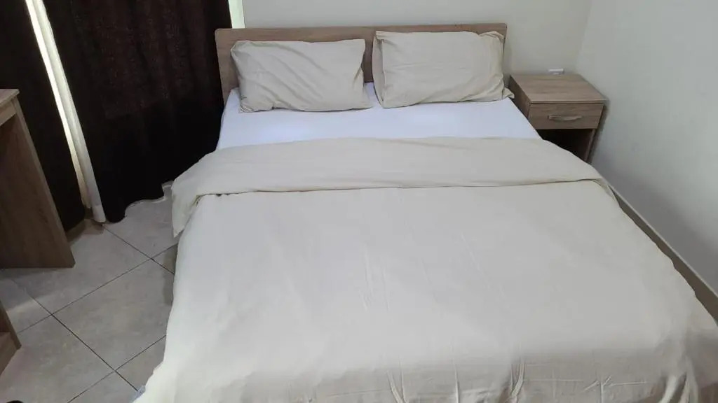 Cozy 2BHK Near to DMCC Metro Station -505