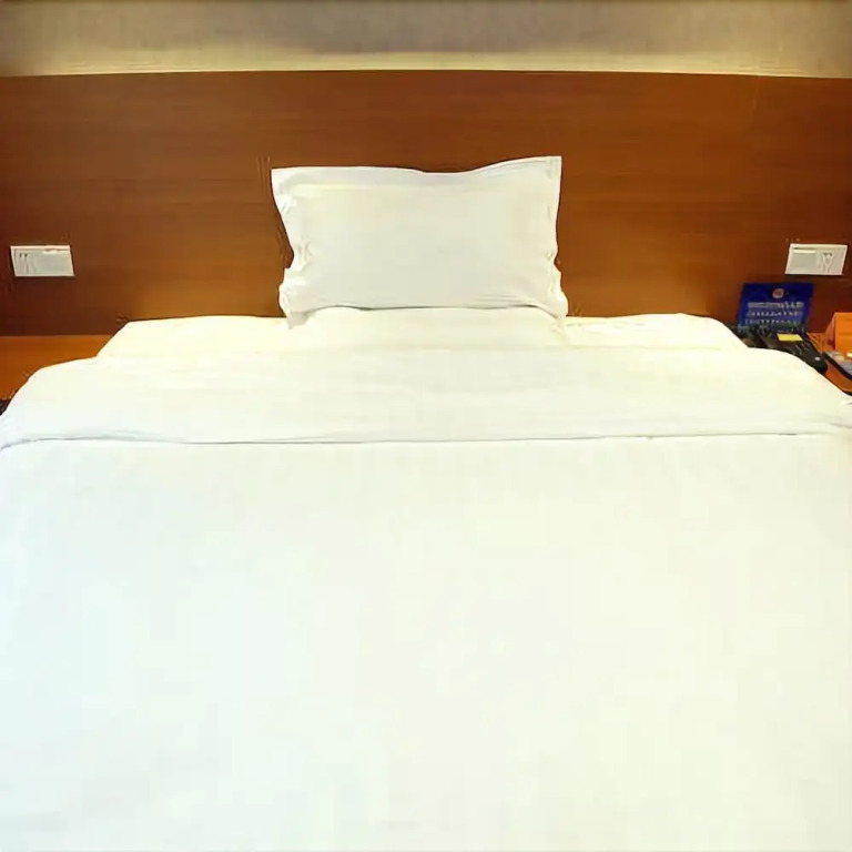 7 Days Inn Qingnian Road Station Branch