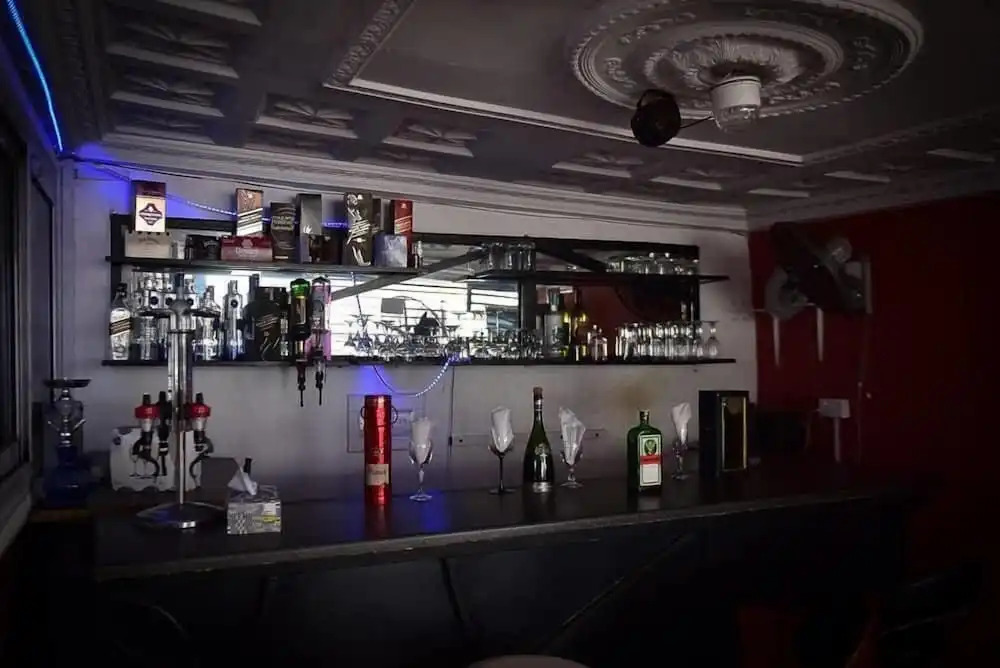 Riklyn Hotel