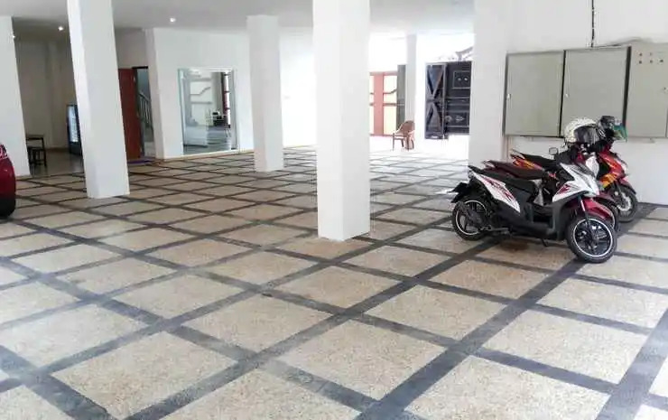 Azalia Residence