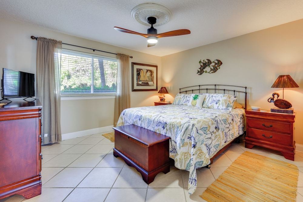 Boat, Fish & Swim: Condo on St Johns River!