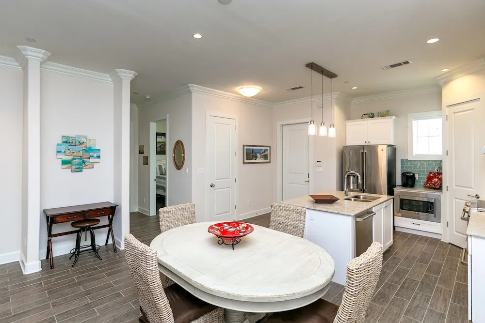 Tropical Comfort in Port Aransas by RedAwning