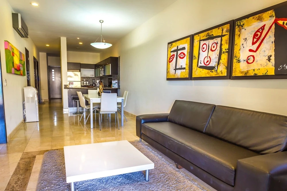 El Faro 303 Reef 1 Bedroom Condo by Redawning