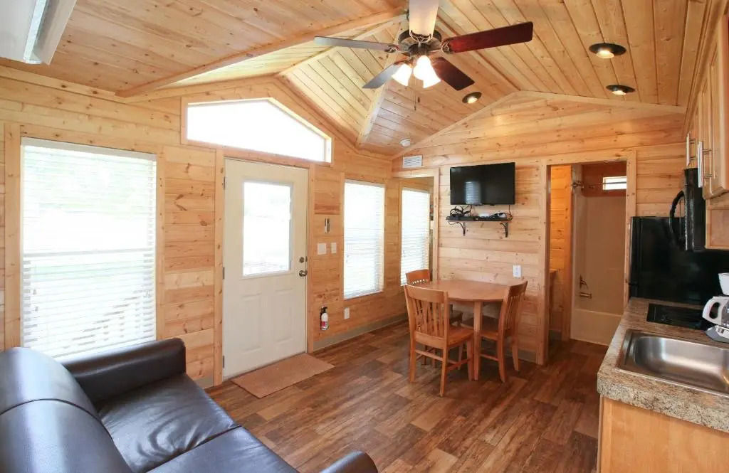 Lake Conroe Two-Bedroom Cabin 13