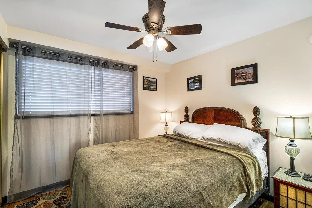 Kona Plaza 112 - 2 Br Condo