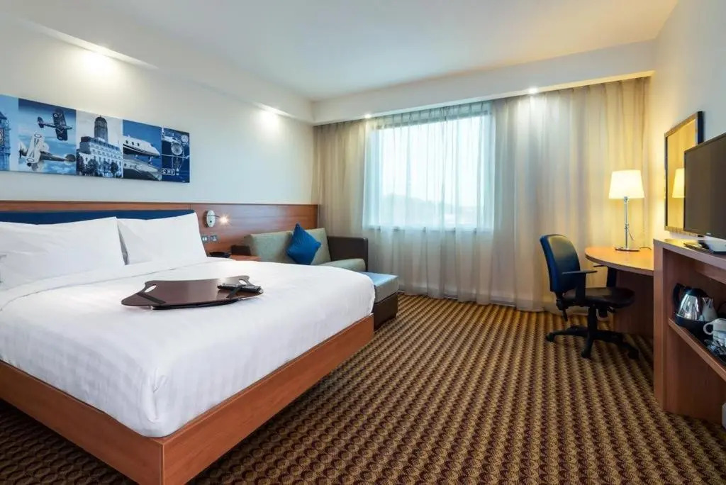 Hampton by Hilton Luton Airport