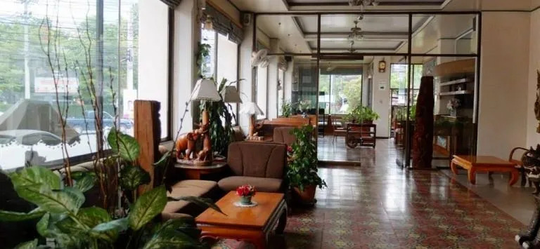 Buarawong Residence