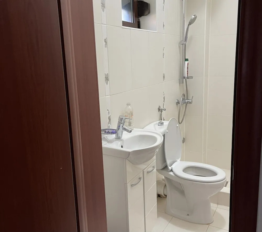 3 Bedroom Apartment With Pool