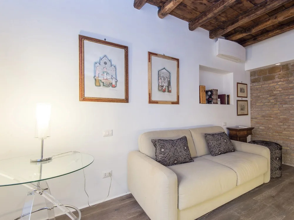RSH Luxury One Bedroom Fori Imperiali
