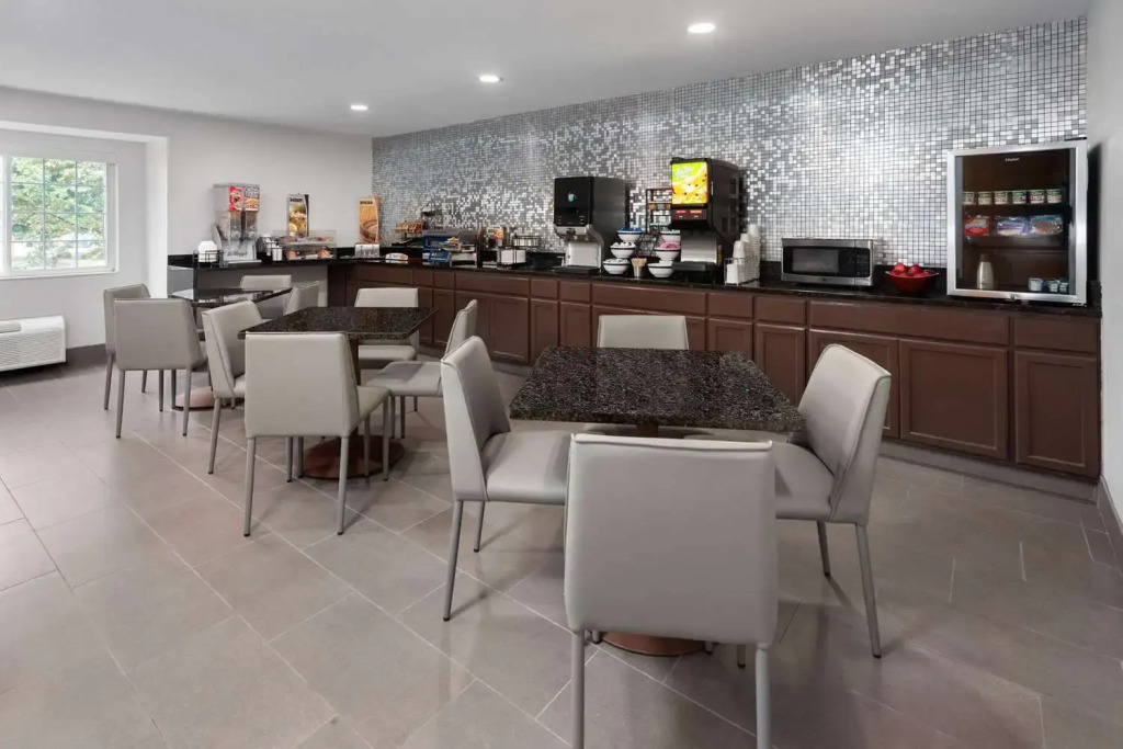 Microtel Inn by Wyndham Janesville