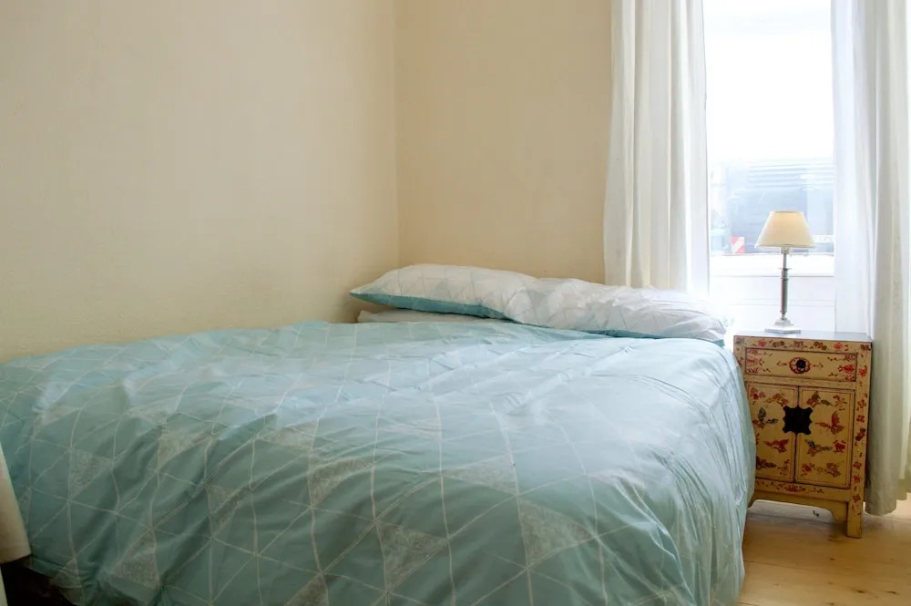 1 Bedroom Flat In Roseburn
