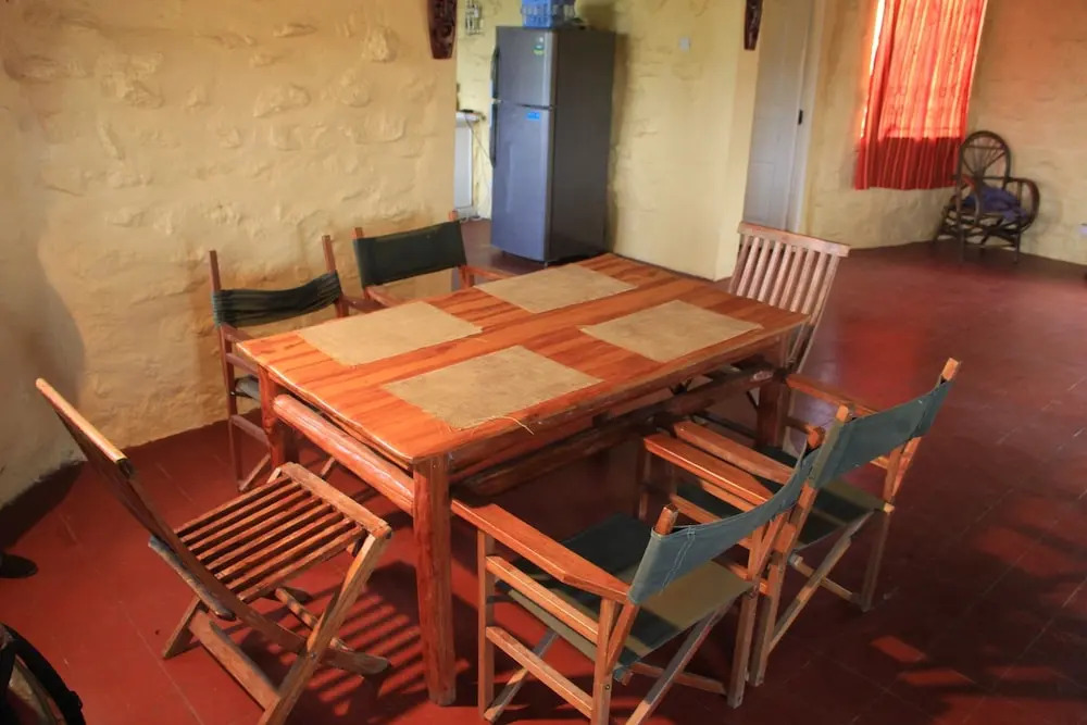 Leleshwa Getaway