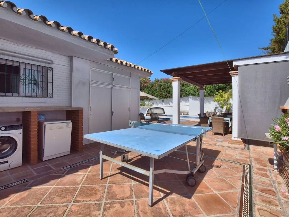 Homely holiday home in Benalmádena with private swimming pool