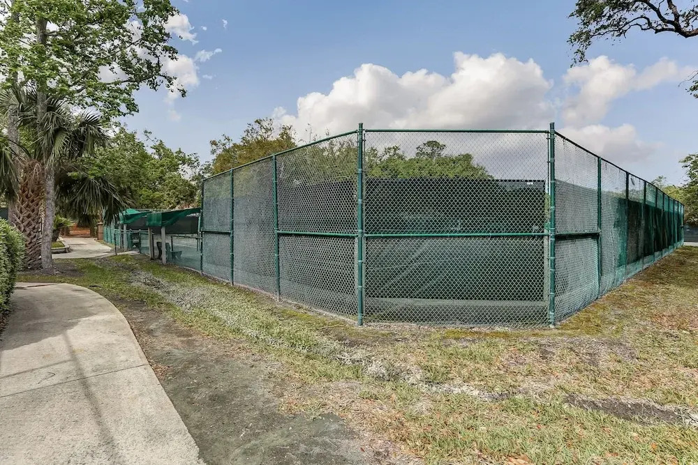 Dog-friendly Home Located In Gated Community W/shared Pool, Wifi, Central AC, WD