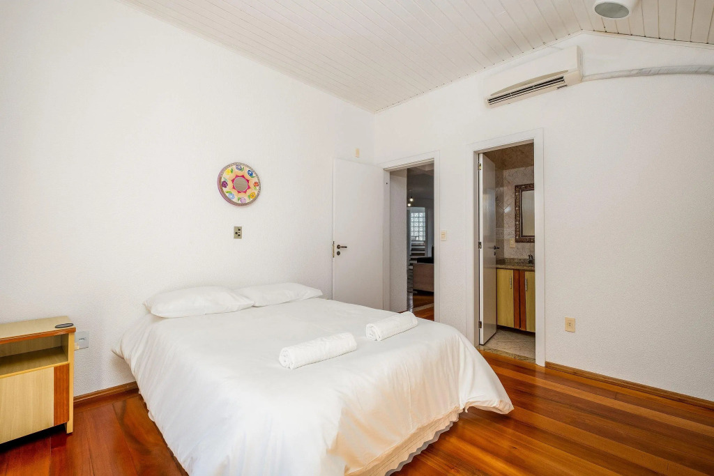 Casa Com Piscina, 3 Suítes E 500m Da Praia Stm188