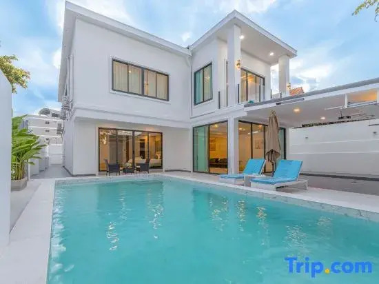 ThaiHomeLuxury6B villa walkingst