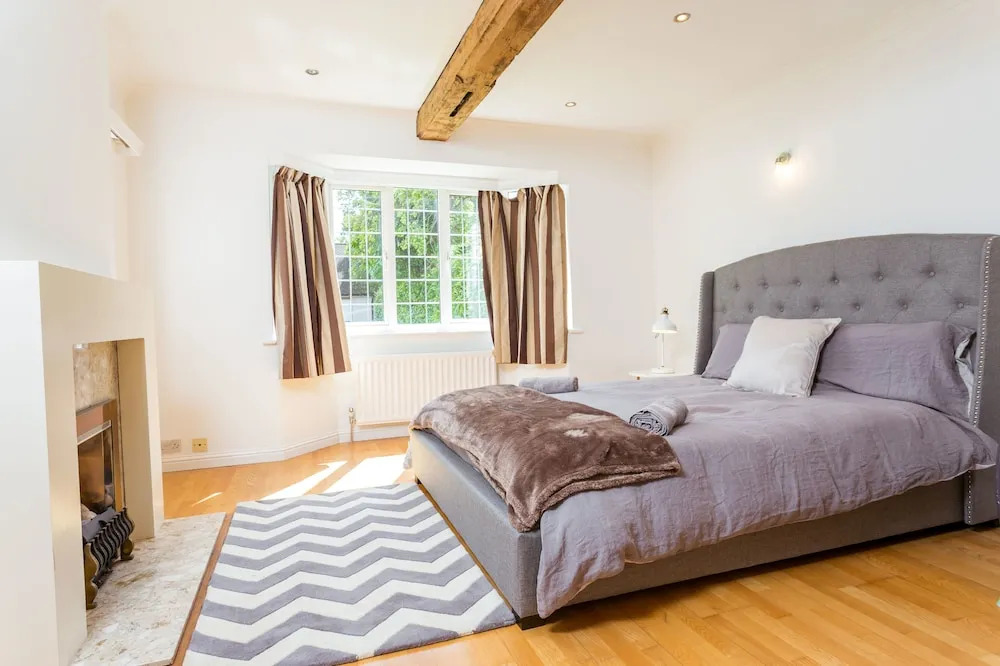 Beautifully Renovated Family Home Cambridge