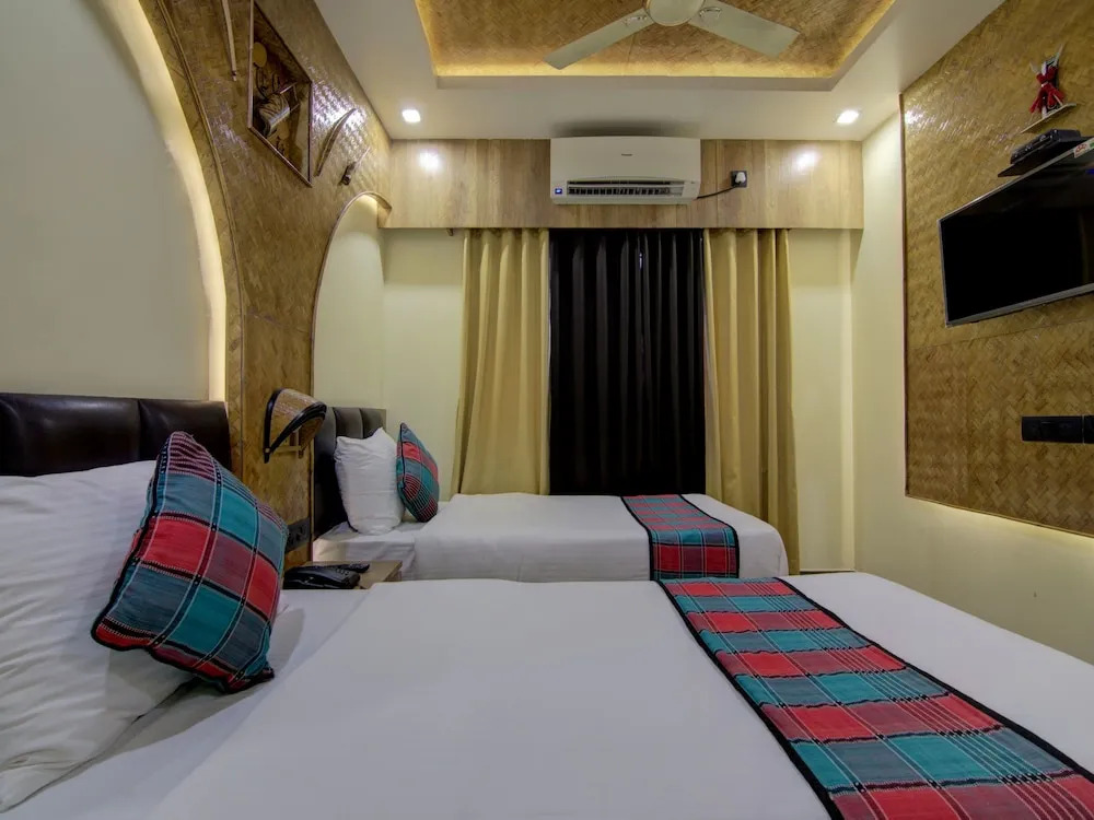 Hotel Venkatesh Regency
