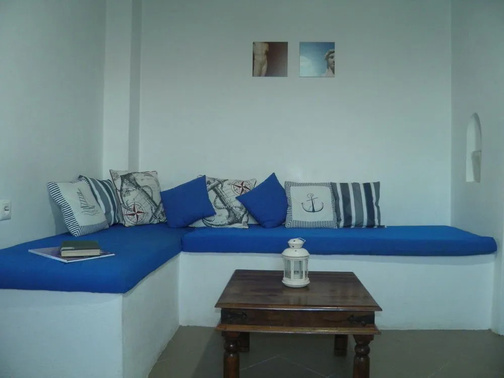 Santorini Traditional Suites