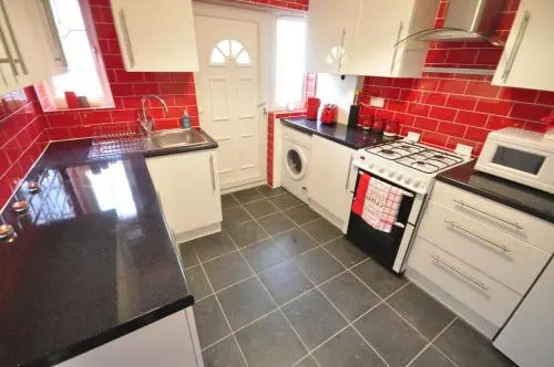 Aston Guest House