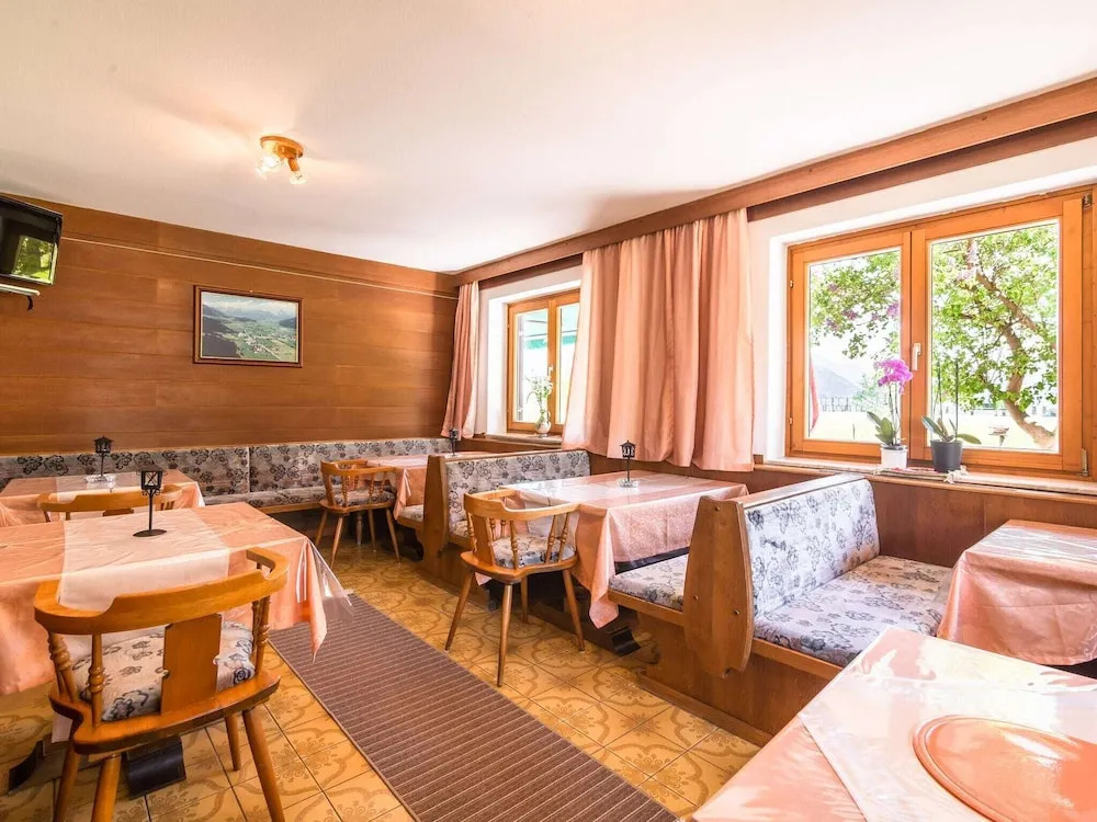 Contemporary Apartment in Maishofen near Ski Area