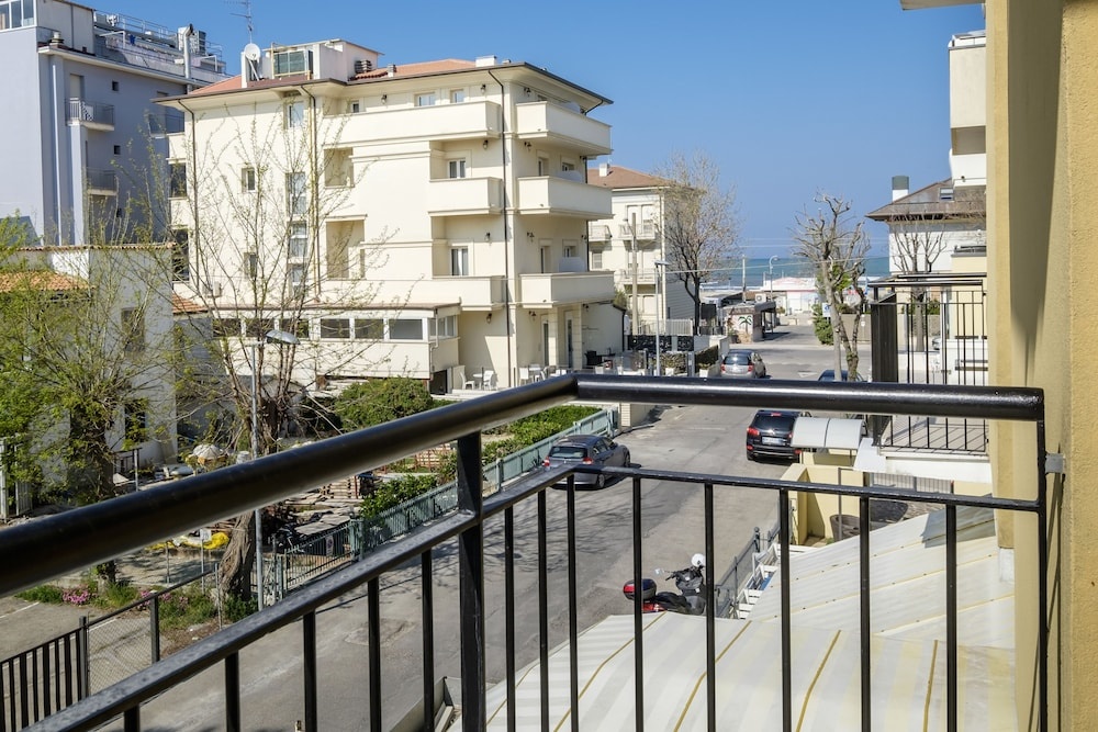 Hotel Giumer