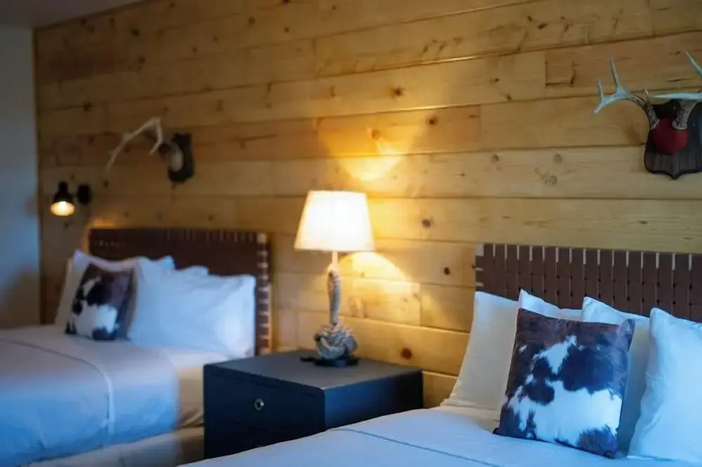 The Woodsman Lodge