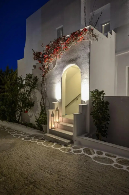 Naxos Evilion Luxury Apartments & Suites