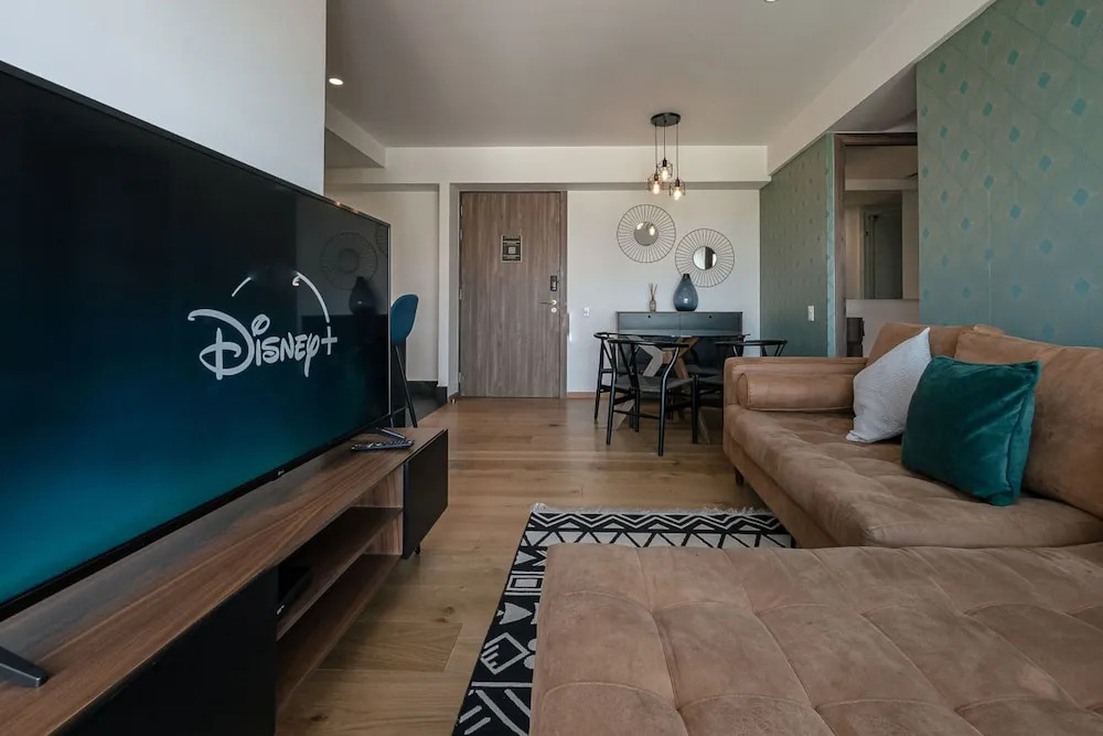 The Taman Loft Chic 2BR 2BA in a Condesa