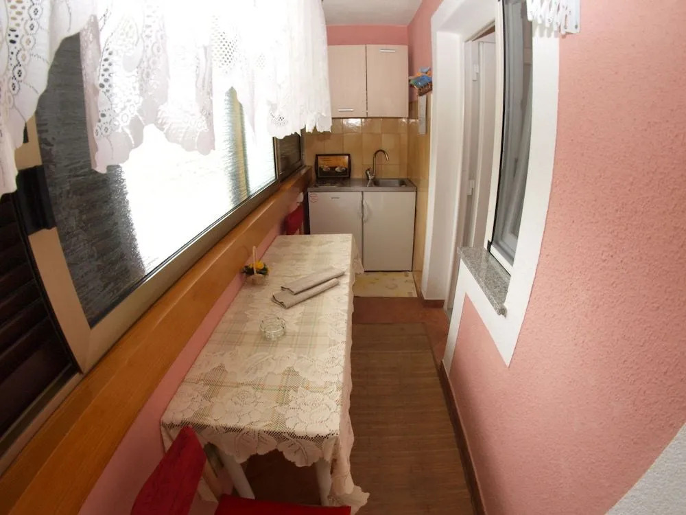 Apartment 161