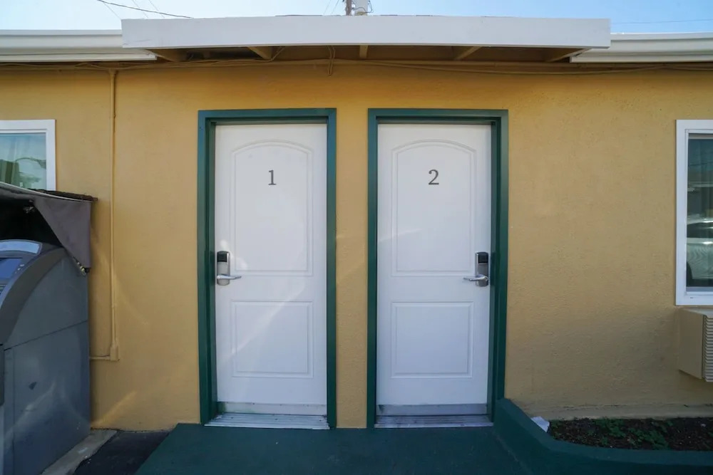 Signal Hill Motel
