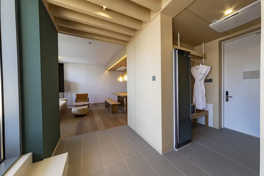 Hound Hotel Haeundae Signature