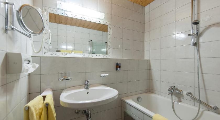 Hotel Jagdhof Bed & Breakfast