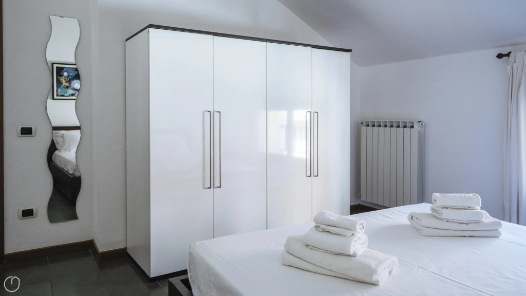 Viale Hambury 51