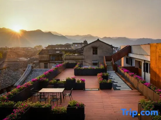 Yufengli Hotel