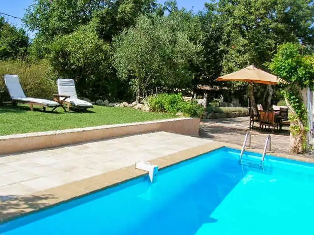 House With 2 Bedrooms in Bagnols-en-forêt, With Wonderful Mountain Vie
